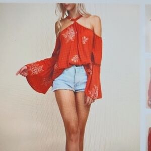 Blushing Heart Floral Embroidered Cold Shoulder Bell Sleeve Women's Top  Size S
